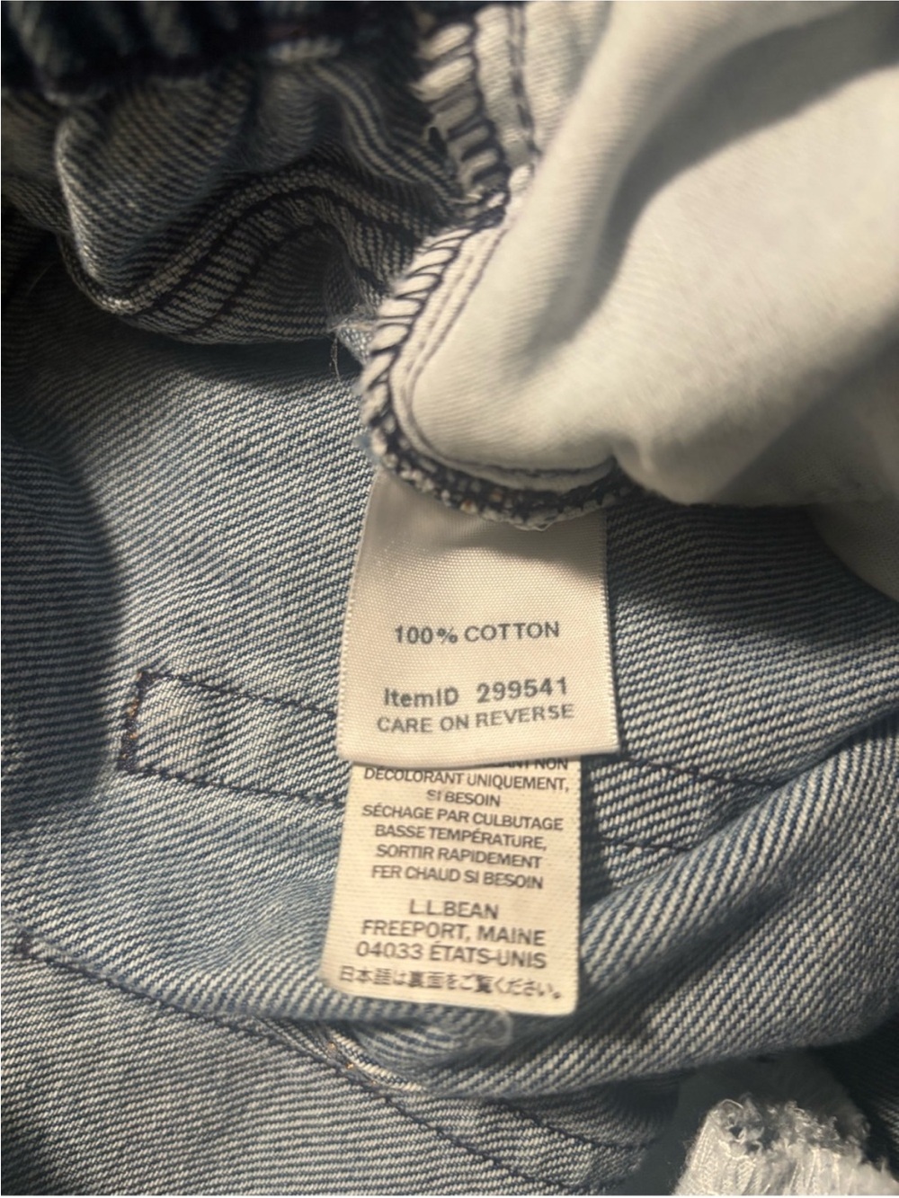 L.L.Bean relaxed fit blue denim jeans size 12 petite - Picture 4 of 4